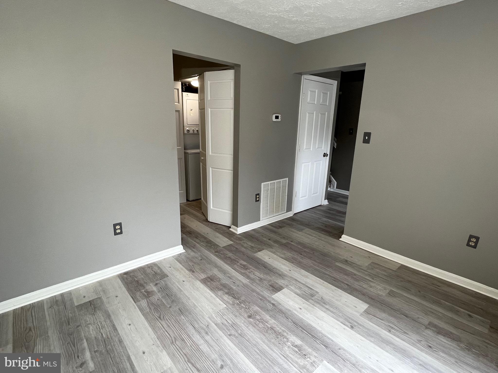 KETTERING BY THE PARK II - Residential Lease