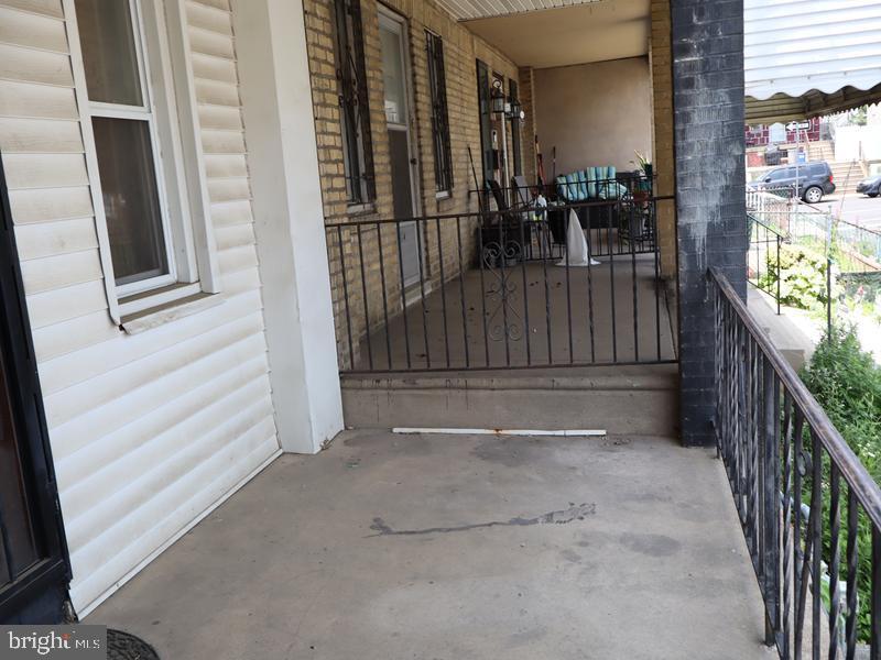 2912 S ROBINSON STREET