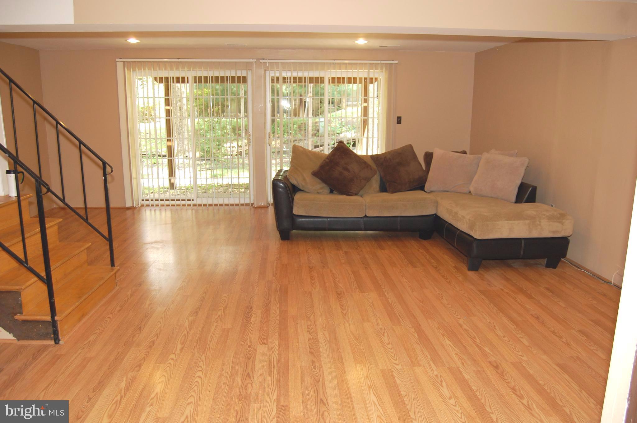 TWIN RIDGE APARTMENTS - Residential