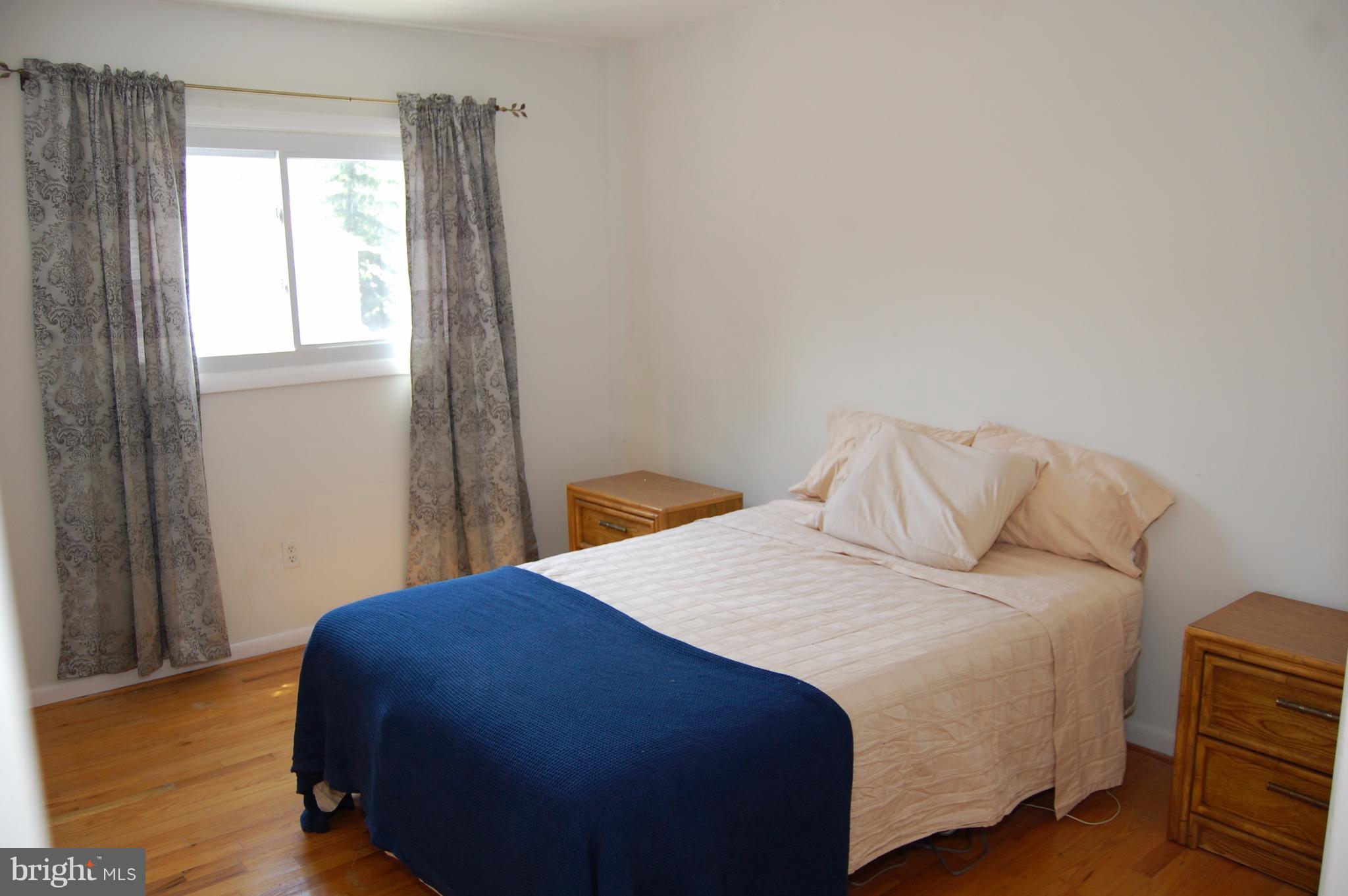 TWIN RIDGE APARTMENTS - Residential