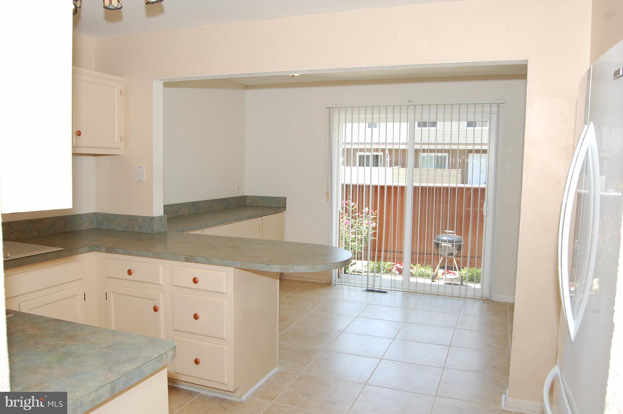 TWIN RIDGE APARTMENTS - Residential