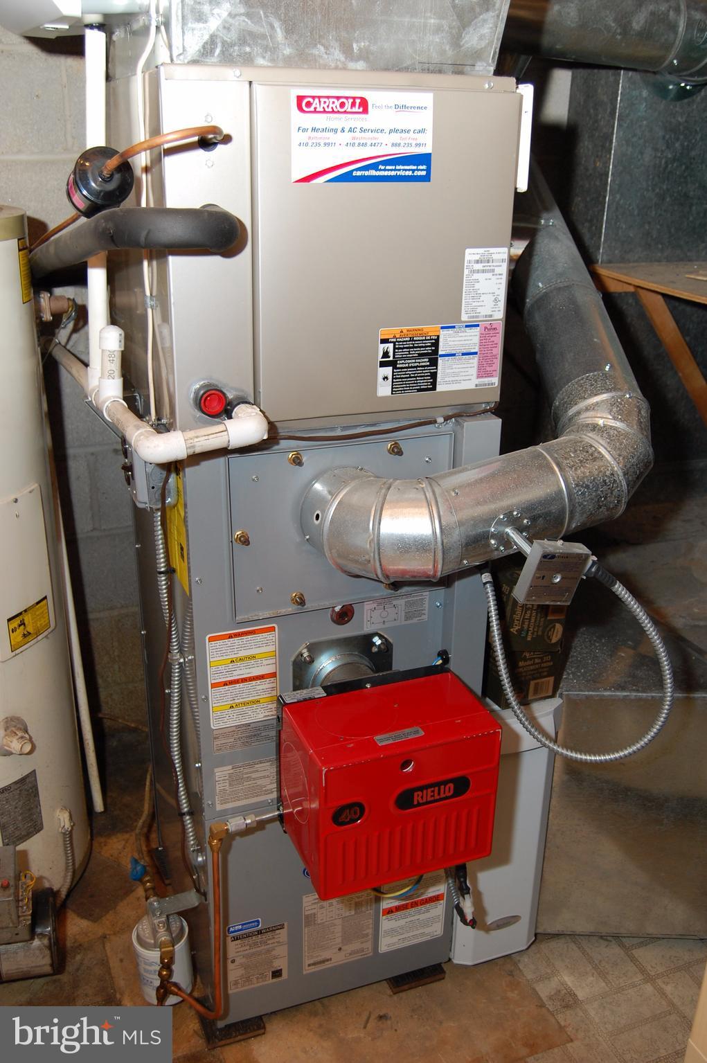 TWIN RIDGE APARTMENTS - Residential