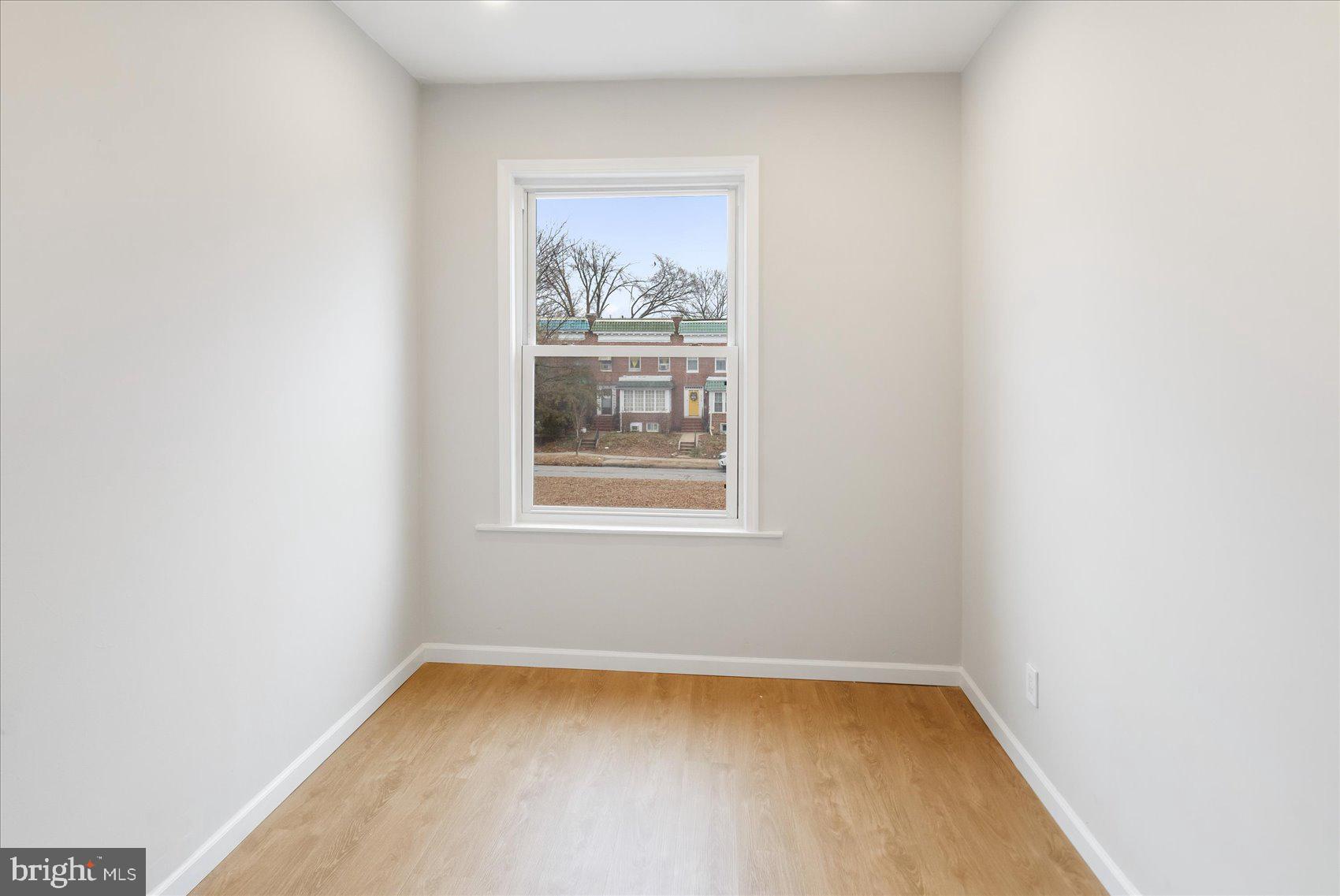 WAVERLY - Residential Lease