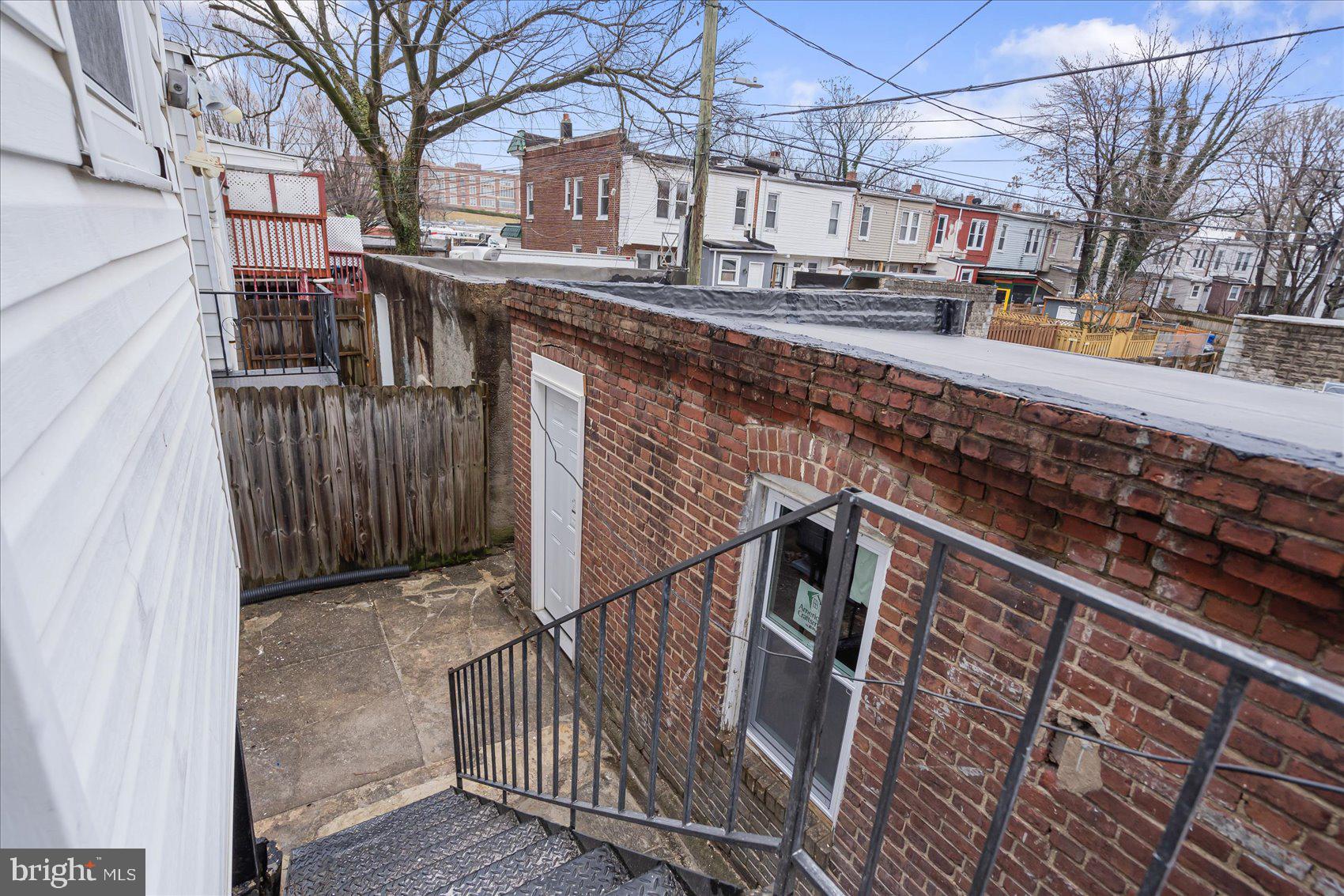 WAVERLY - Residential Lease