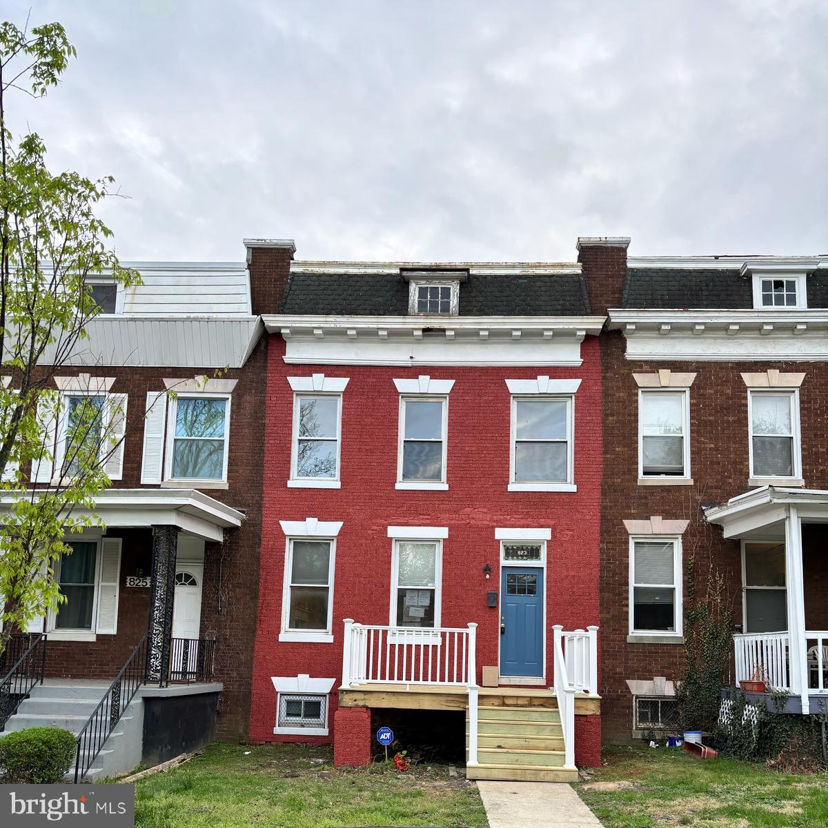 WAVERLY - Residential Lease