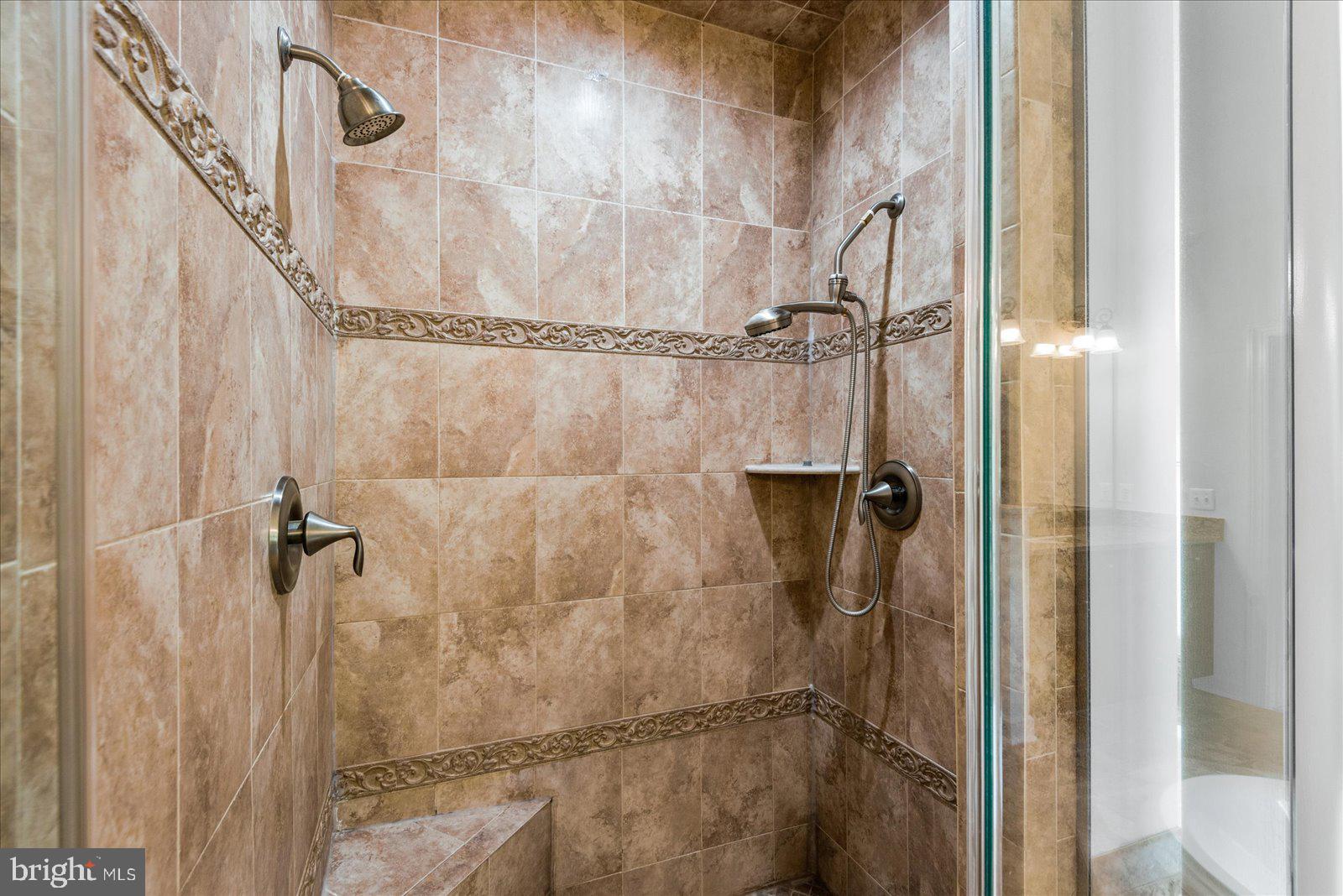 LIBERTY OAKS - Residential