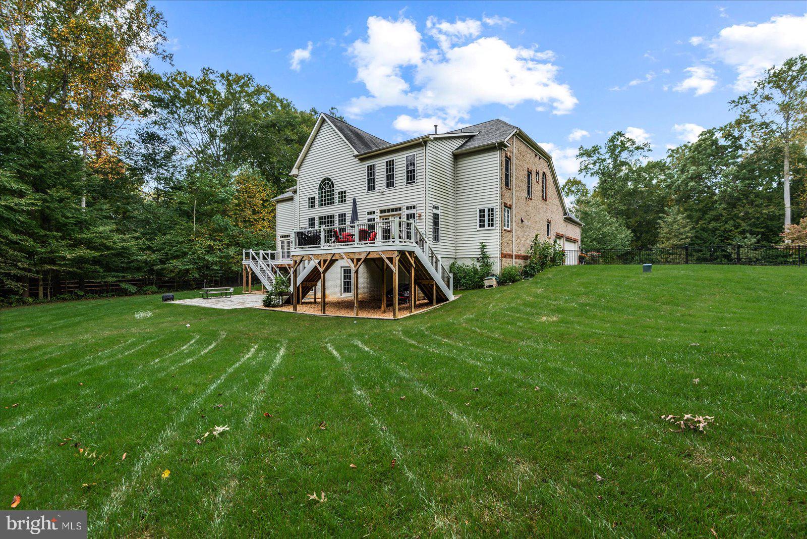 LIBERTY OAKS - Residential