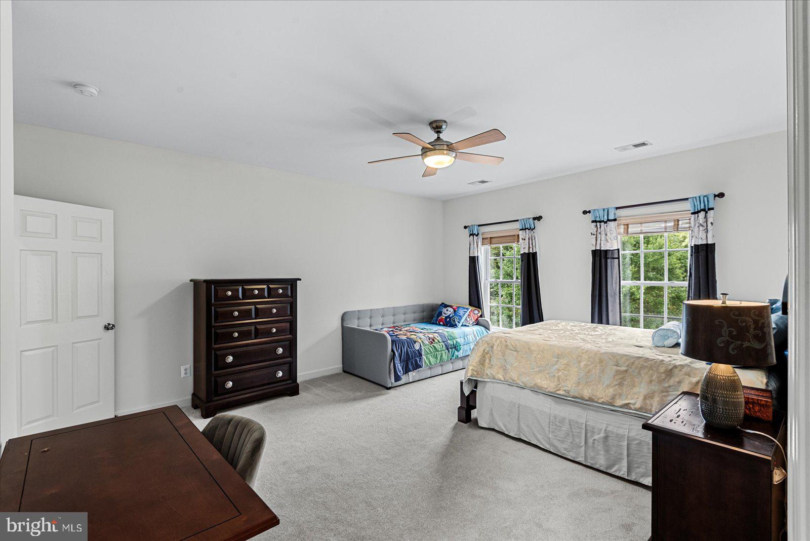 LIBERTY OAKS - Residential