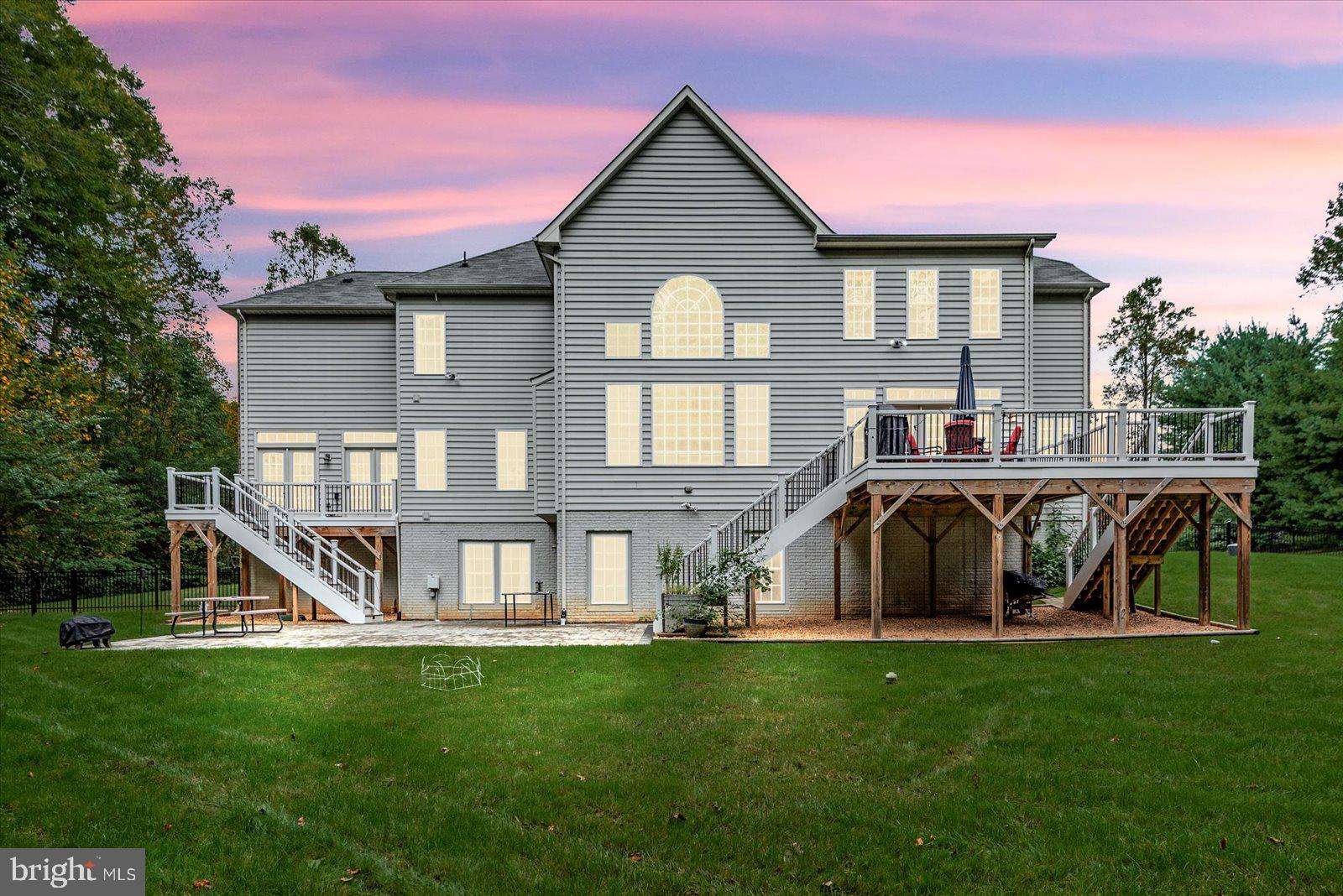 LIBERTY OAKS - Residential