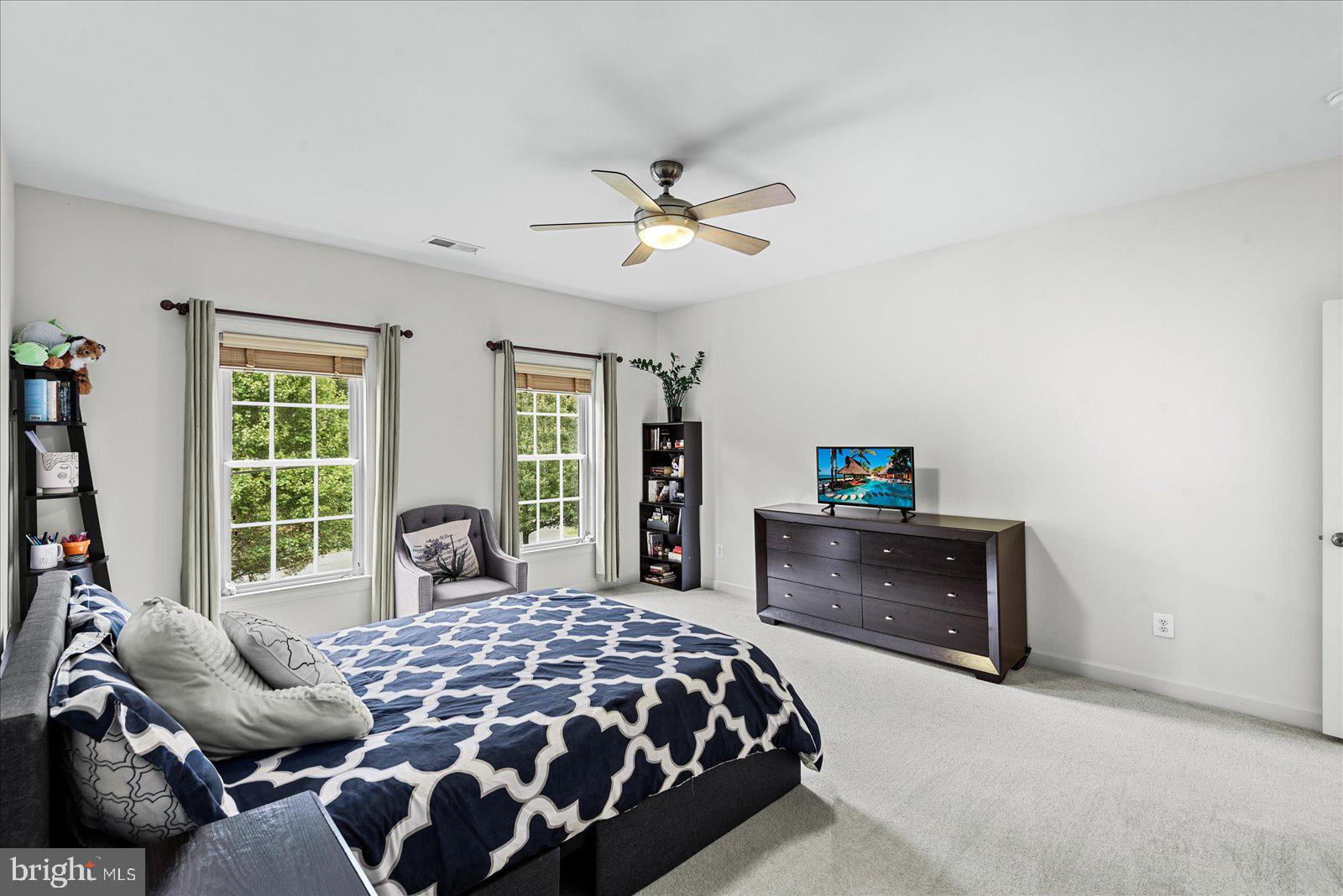 LIBERTY OAKS - Residential