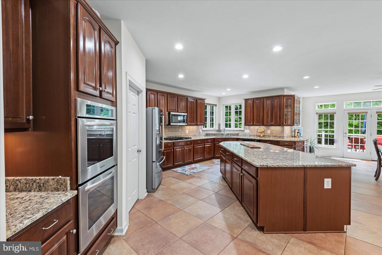 LIBERTY OAKS - Residential