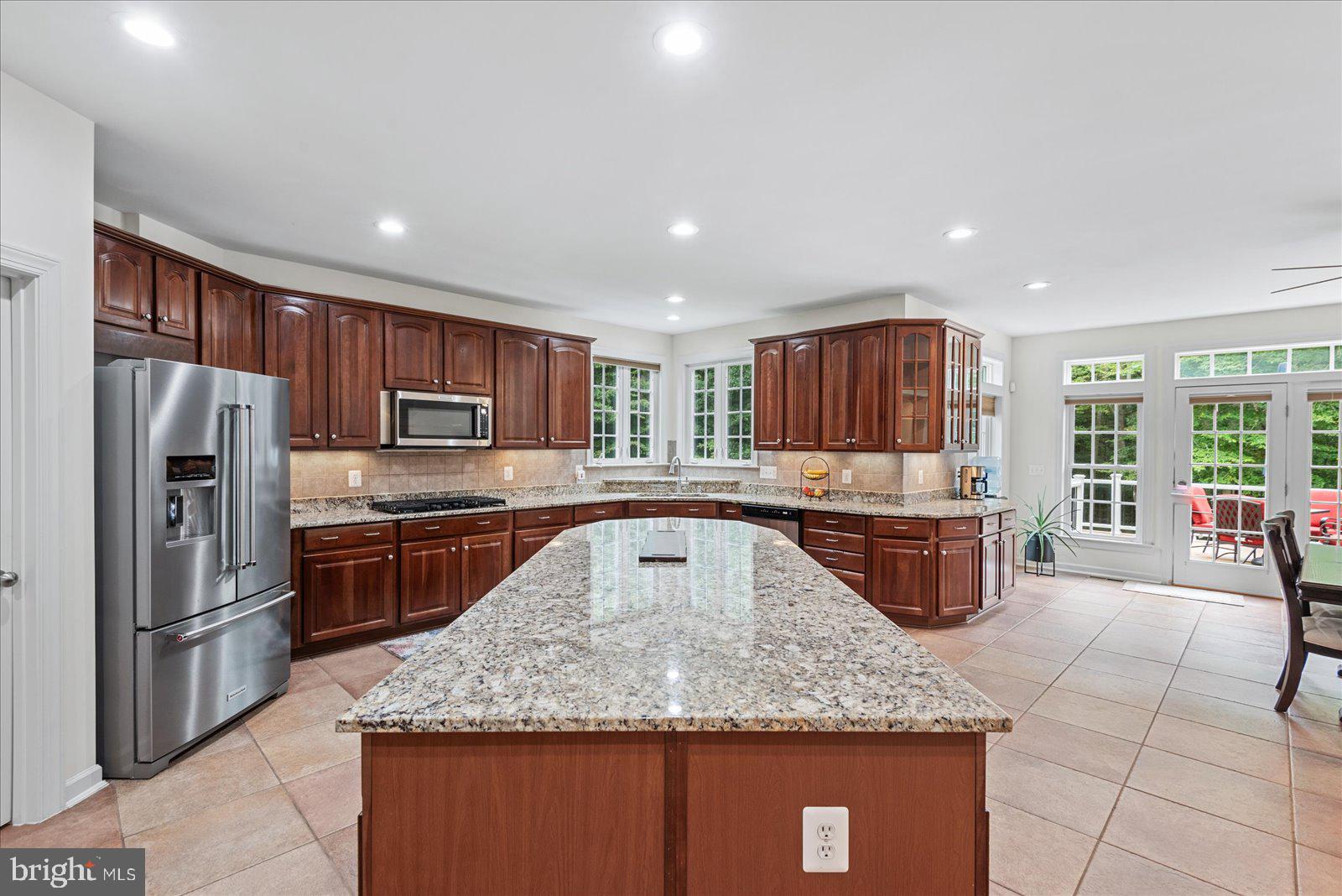 LIBERTY OAKS - Residential