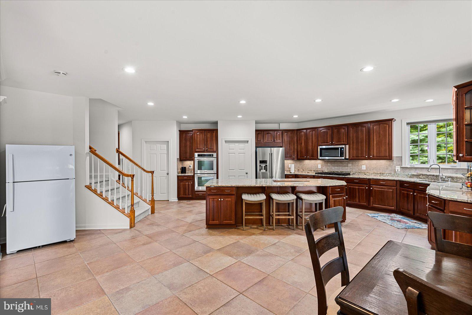 LIBERTY OAKS - Residential