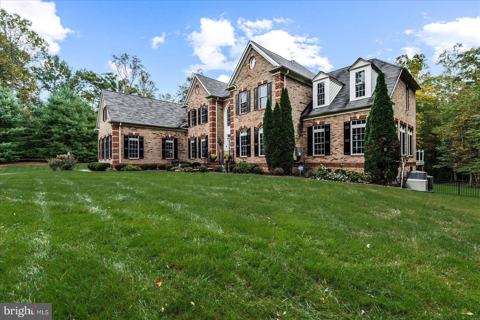 LIBERTY OAKS - Residential