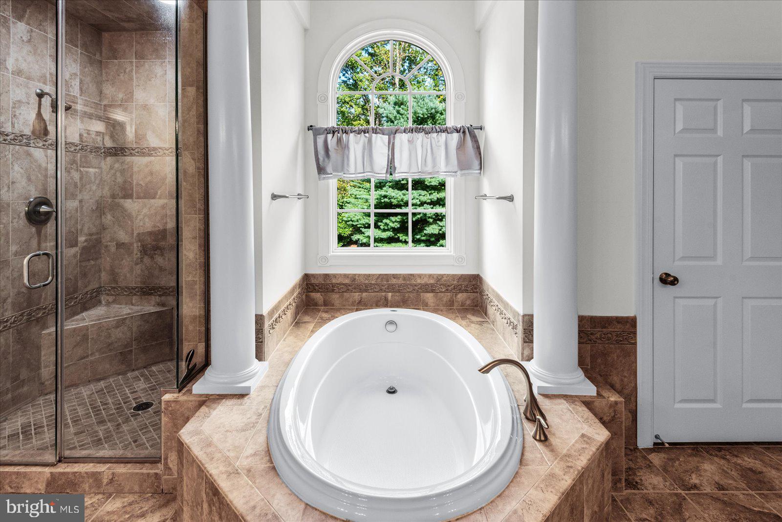 LIBERTY OAKS - Residential