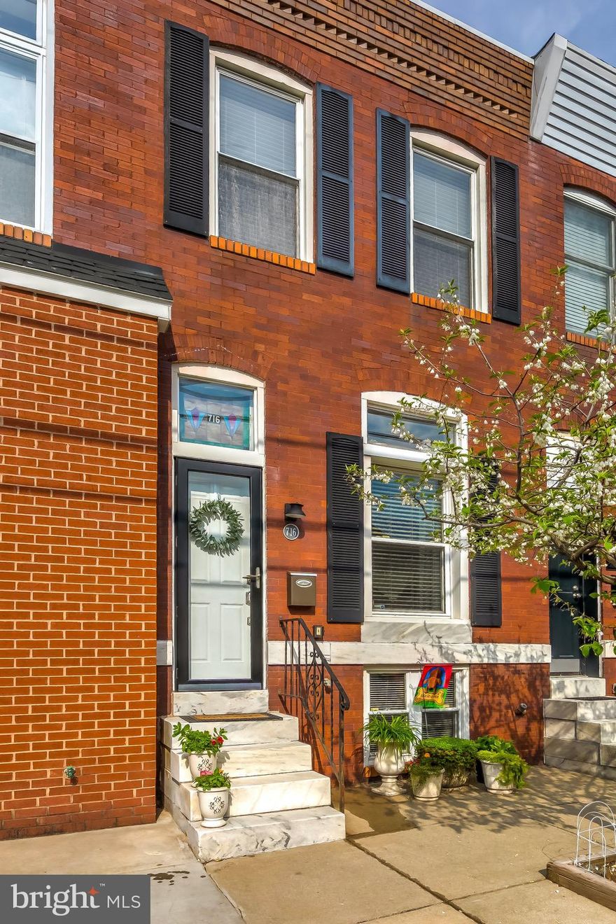 Welcome to 716 S Eaton- a meticulously maintained 2 bedroom, 1.5 bath Brewer’s Hill home! Abundant sunshine, hardwood floors, and exposed brick greets you as you walk into the main level! The well-designed kitchen boasts stainless steel appliances, custom cabinets and a breakfast bar. A stylish half bath completes the level. The backyard includes a fenced in area- perfect for a BBQ and an easily accessible parking pad. The second floor features 2 large bedrooms with plentiful closet space and a centrally located spa-like bathroom with a jacuzzi tub! A spacious second story deck finishes the level. The basement includes laundry area and ample storage. Pride of ownership shines throughout this home- move right in!