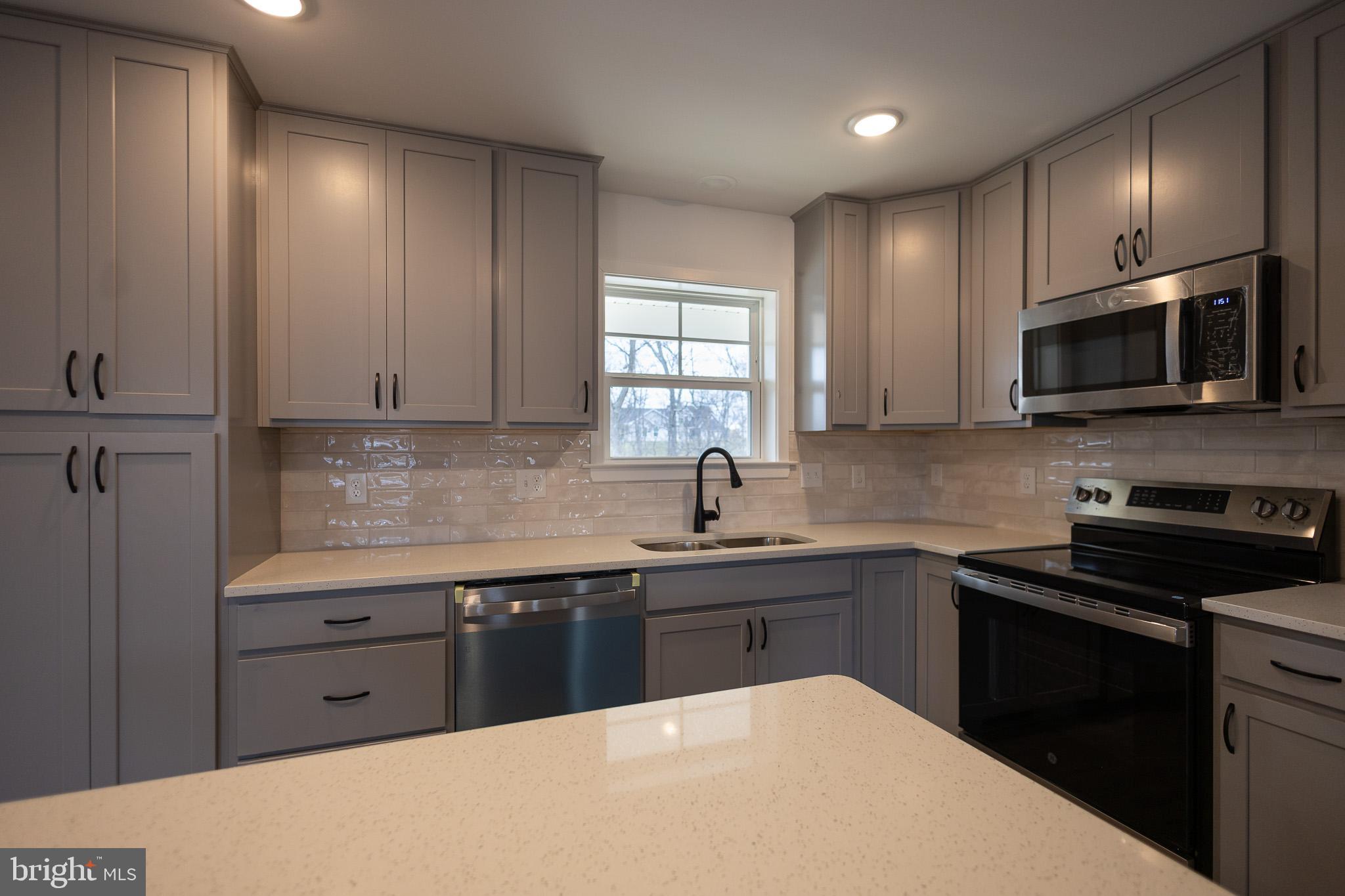 BRIDLE CREEK - Residential