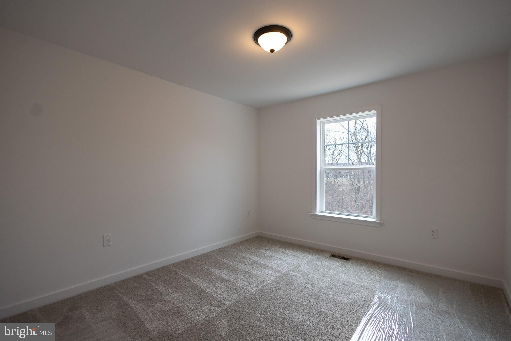 BRIDLE CREEK - Residential