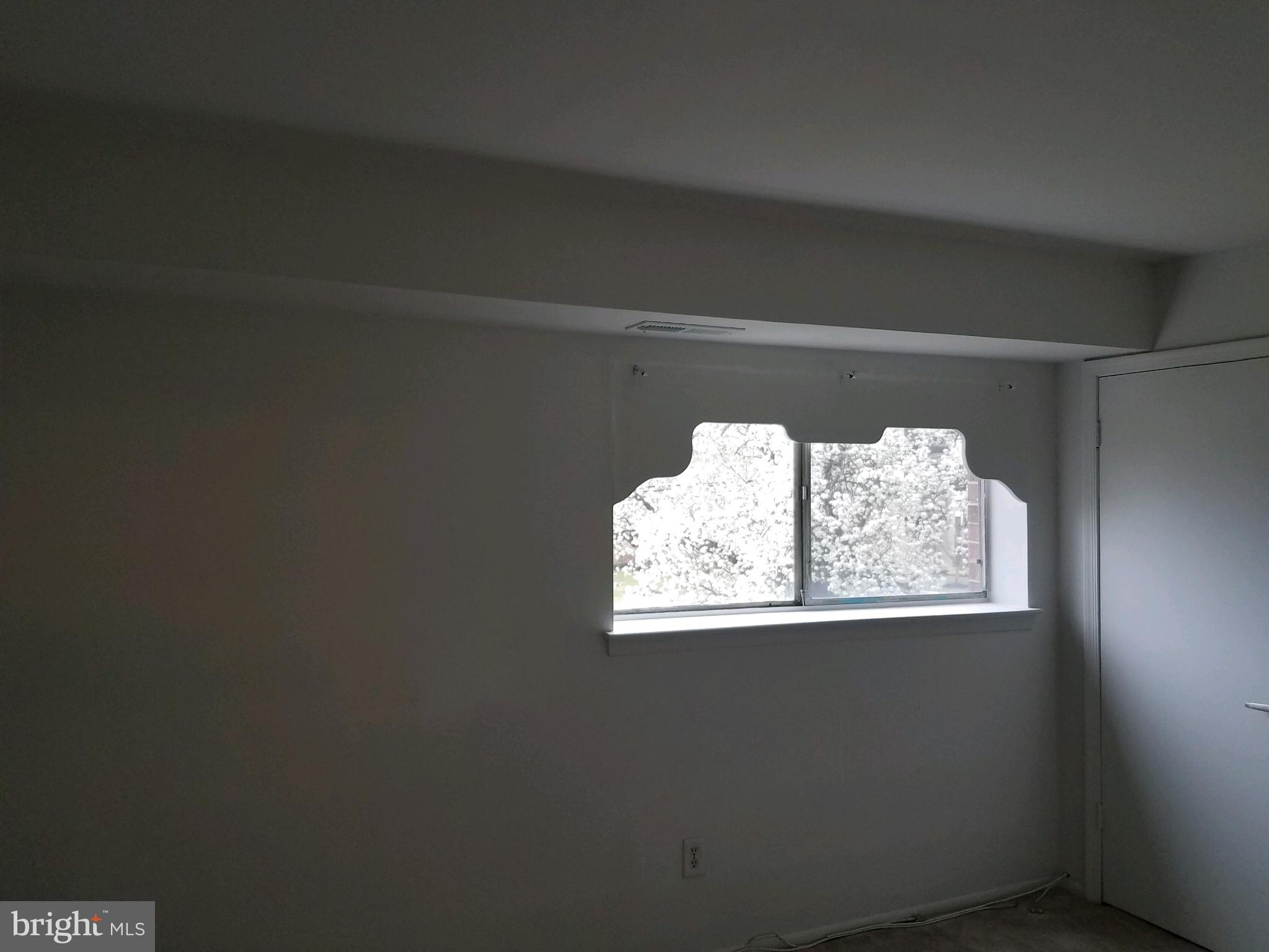 FRENCHMANS CREEK - Residential Lease