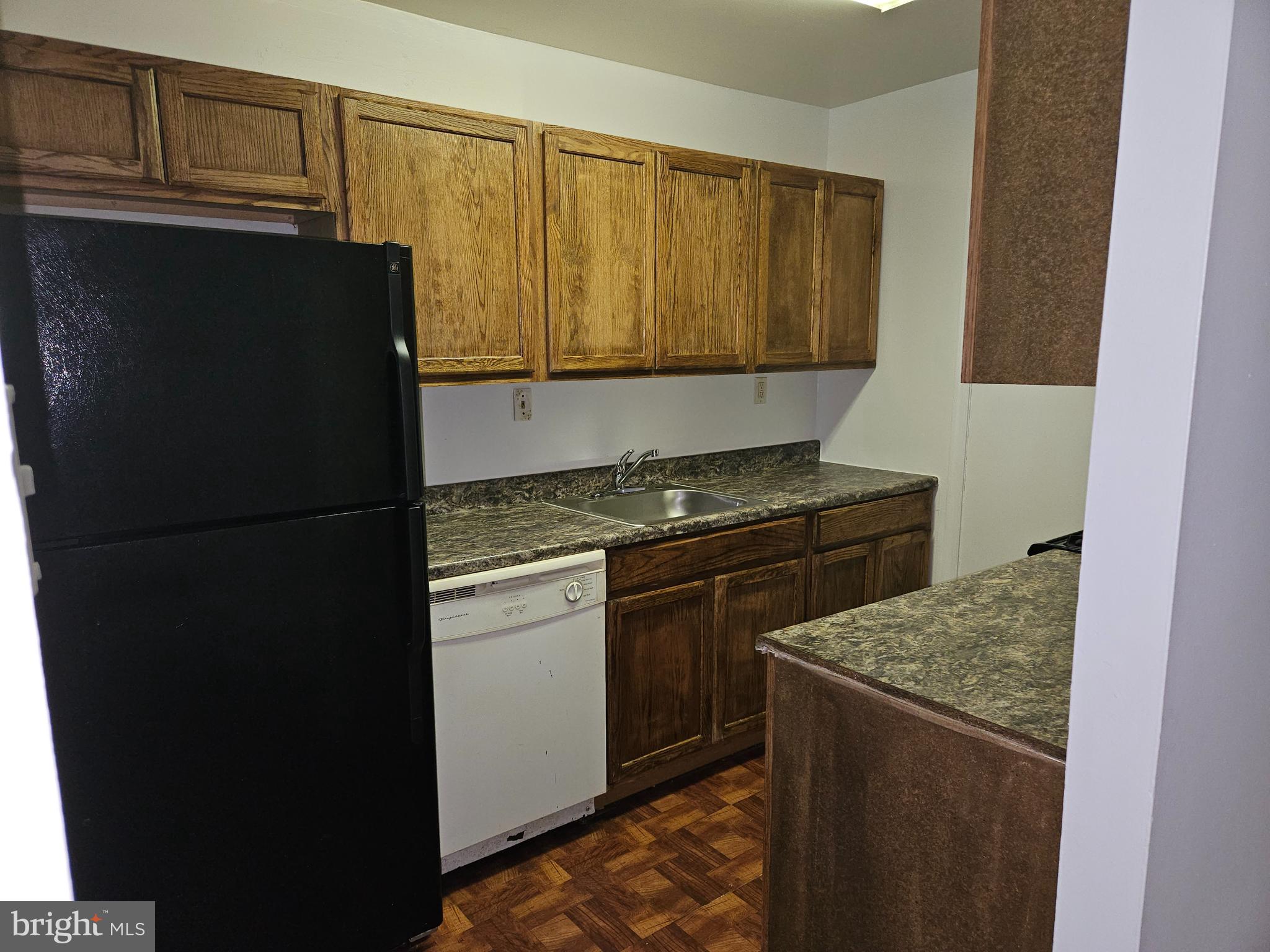 FRENCHMANS CREEK - Residential Lease