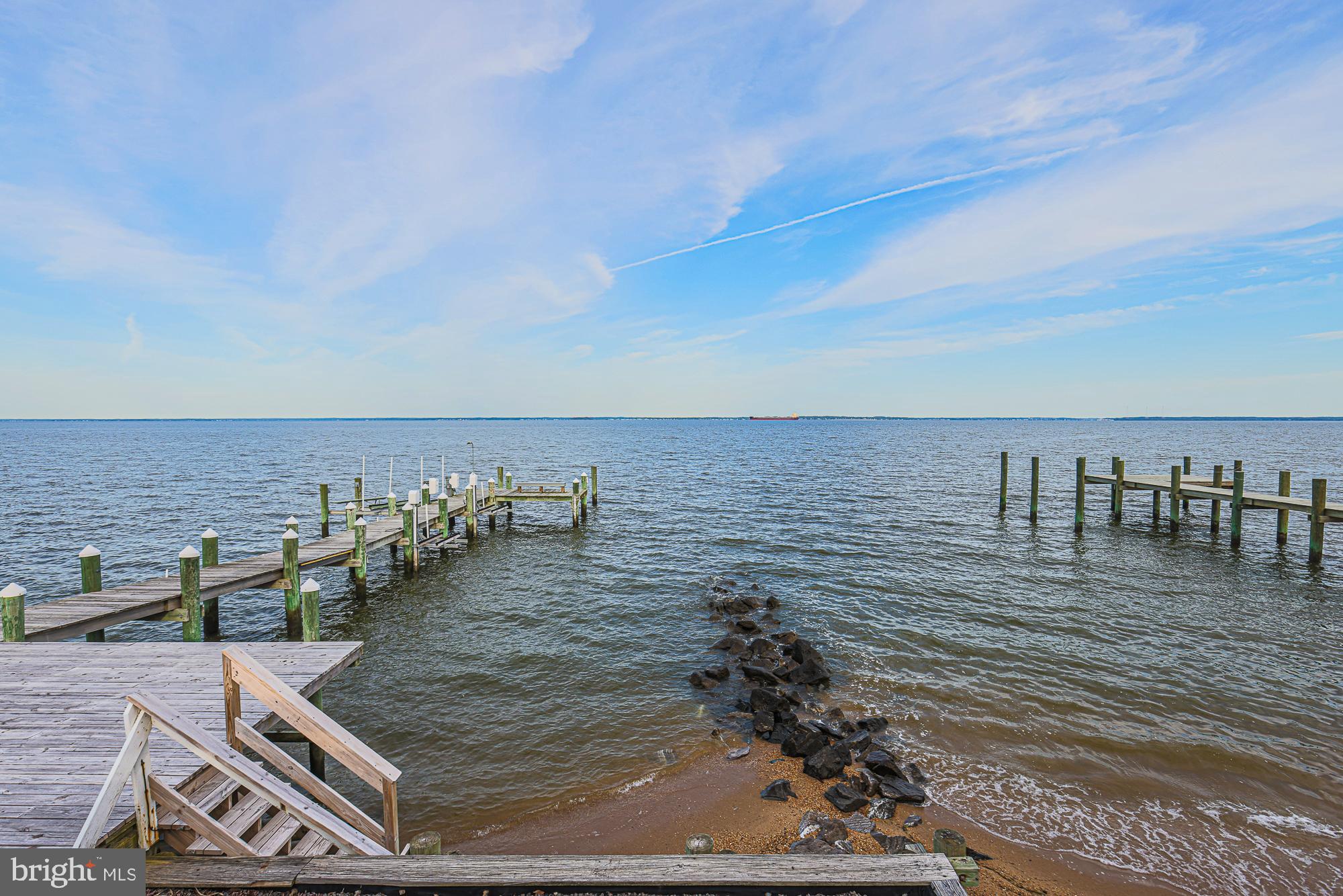 QUEEN ANNE COLONY - Residential