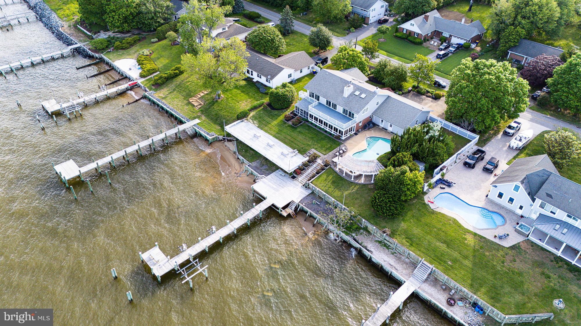 206 QUEEN ANNE CLUB DRIVE