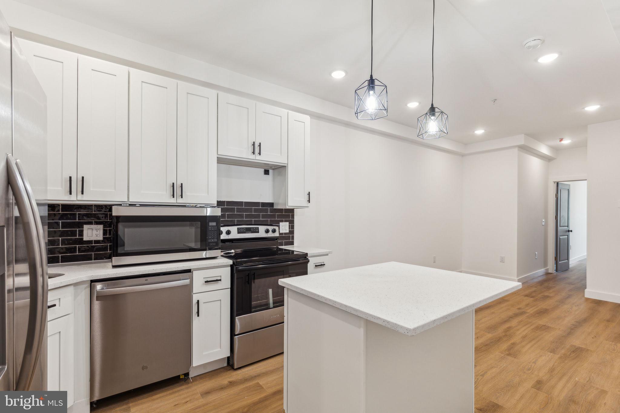 TEMPLE UNIVERSITY - Residential Lease