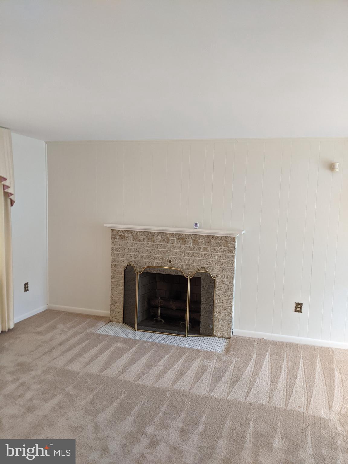 WOODBERRY FOREST - Residential Lease