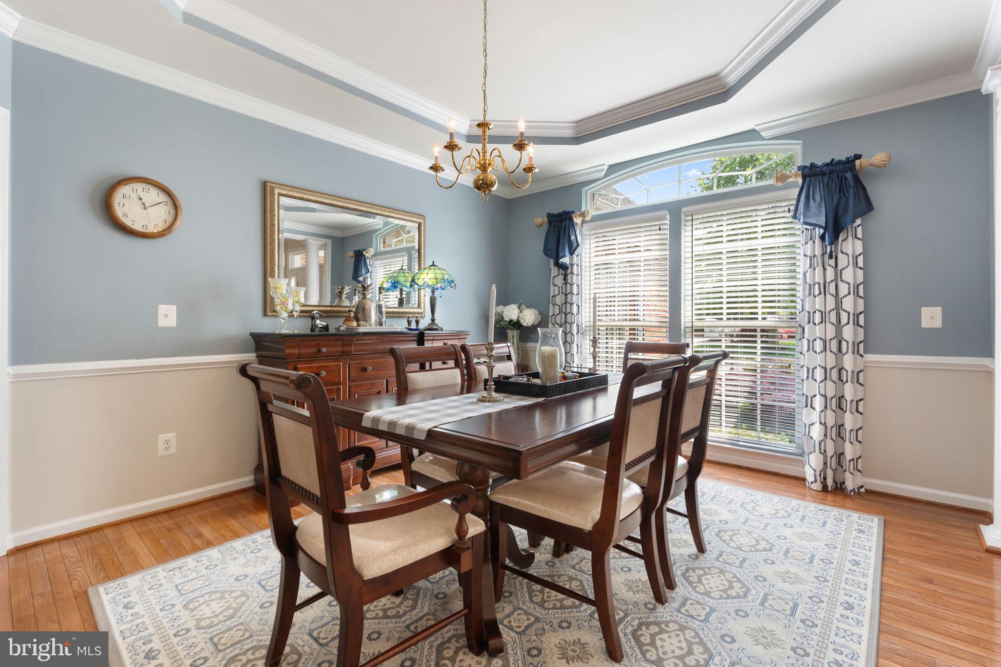 COUNTRY CLUB ESTATES - Residential