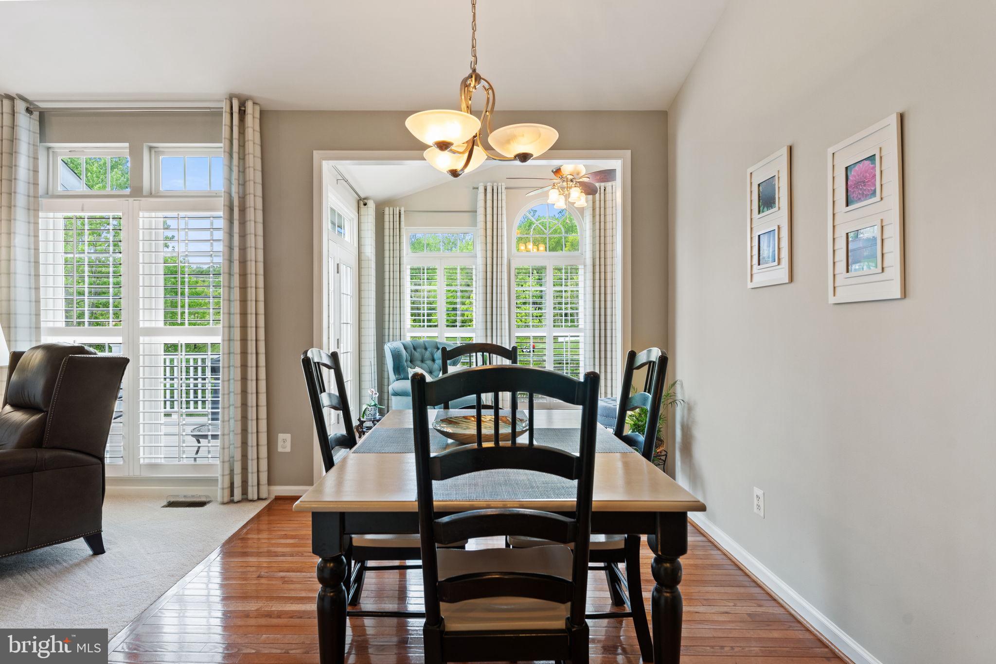 COUNTRY CLUB ESTATES - Residential