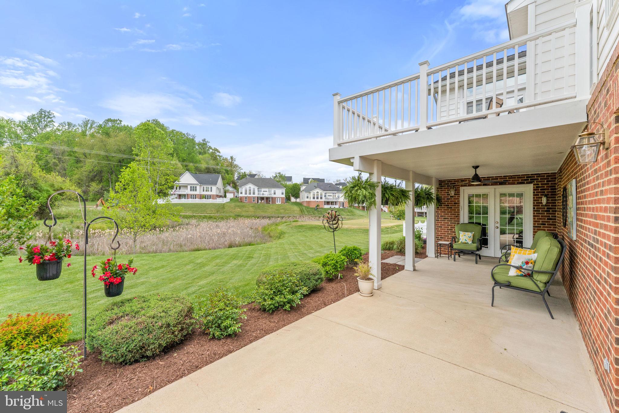 COUNTRY CLUB ESTATES - Residential