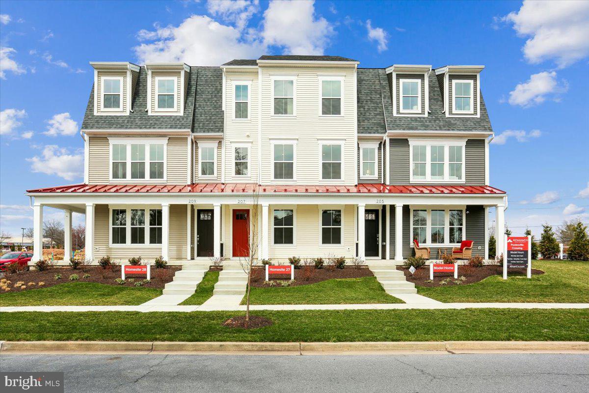 POOLESVILLE - Residential