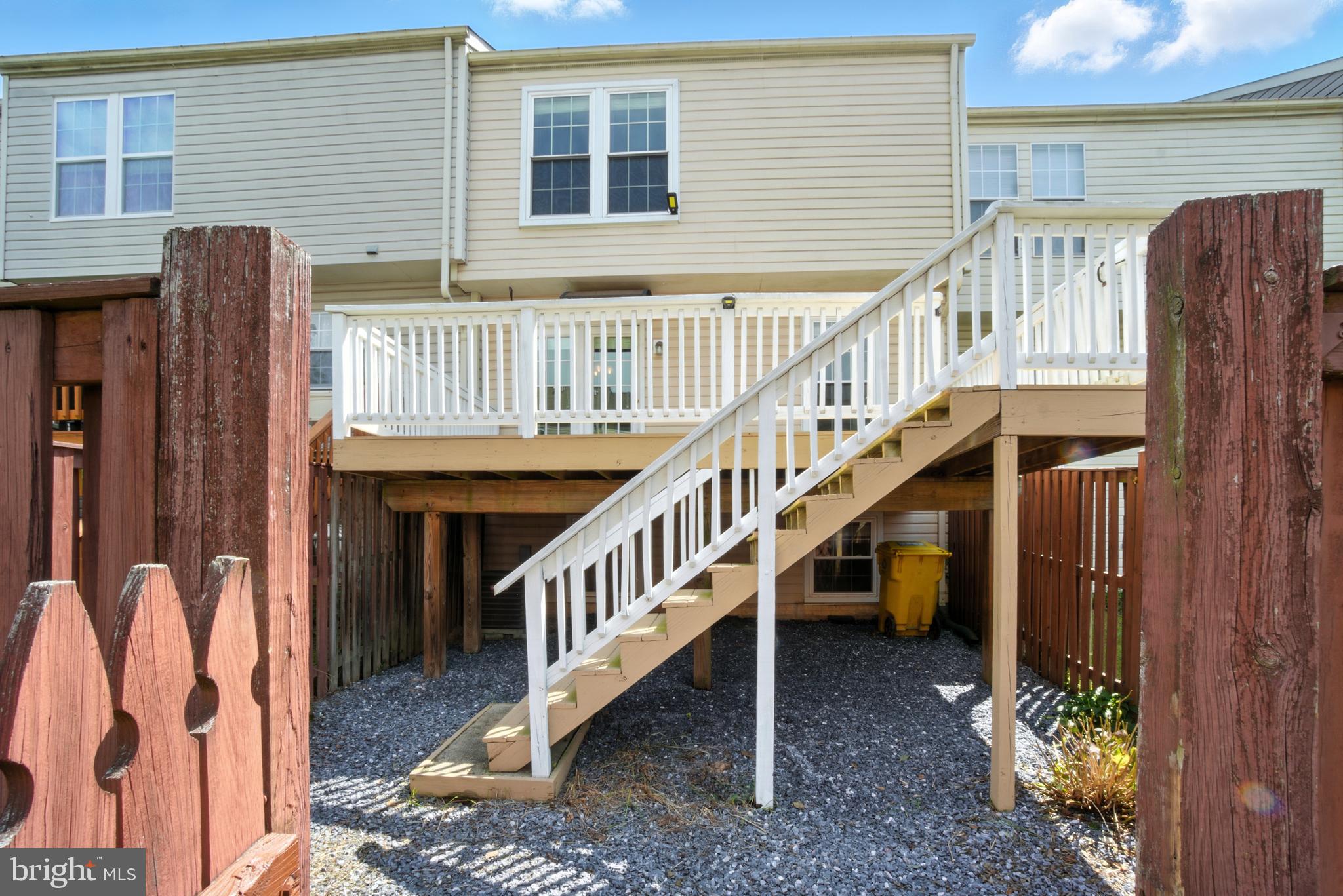 FOX CHASE - Residential