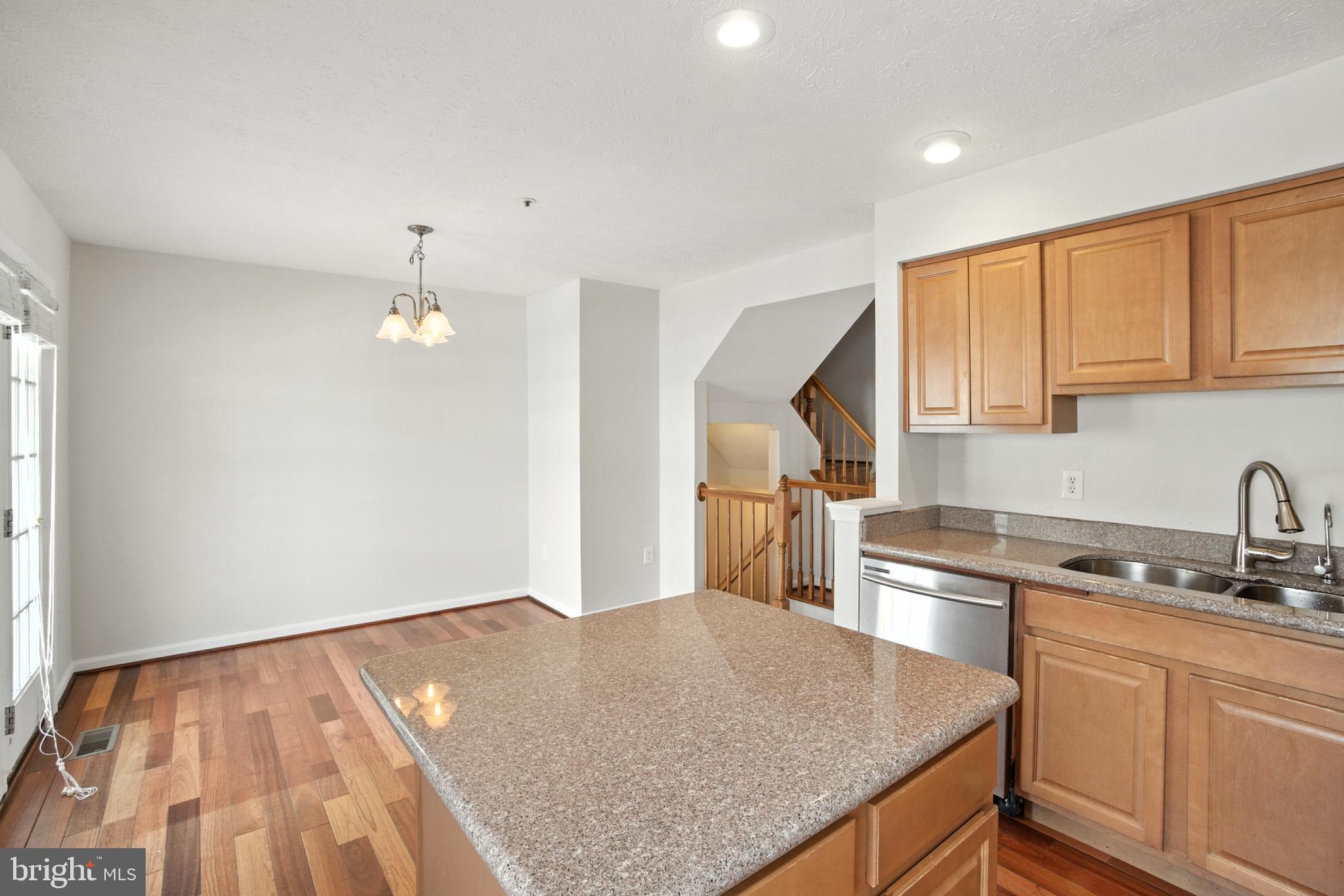 FOX CHASE - Residential