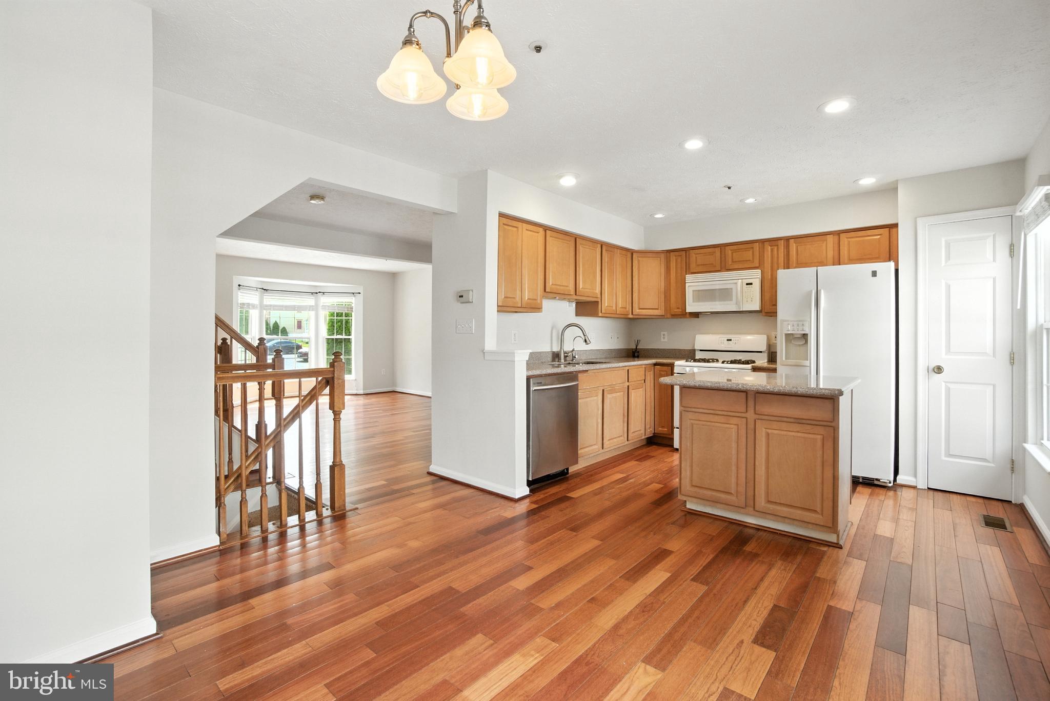 FOX CHASE - Residential