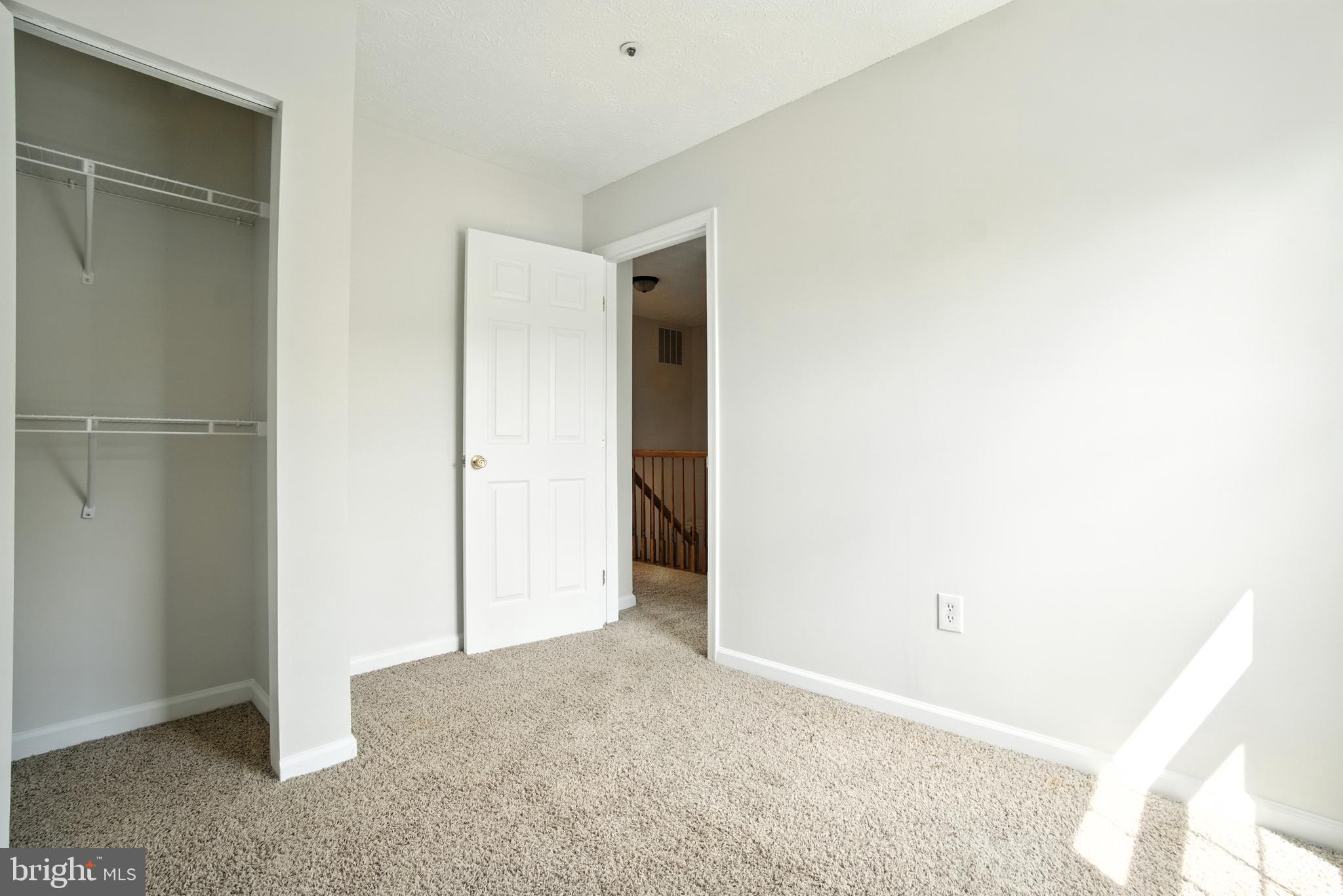 FOX CHASE - Residential