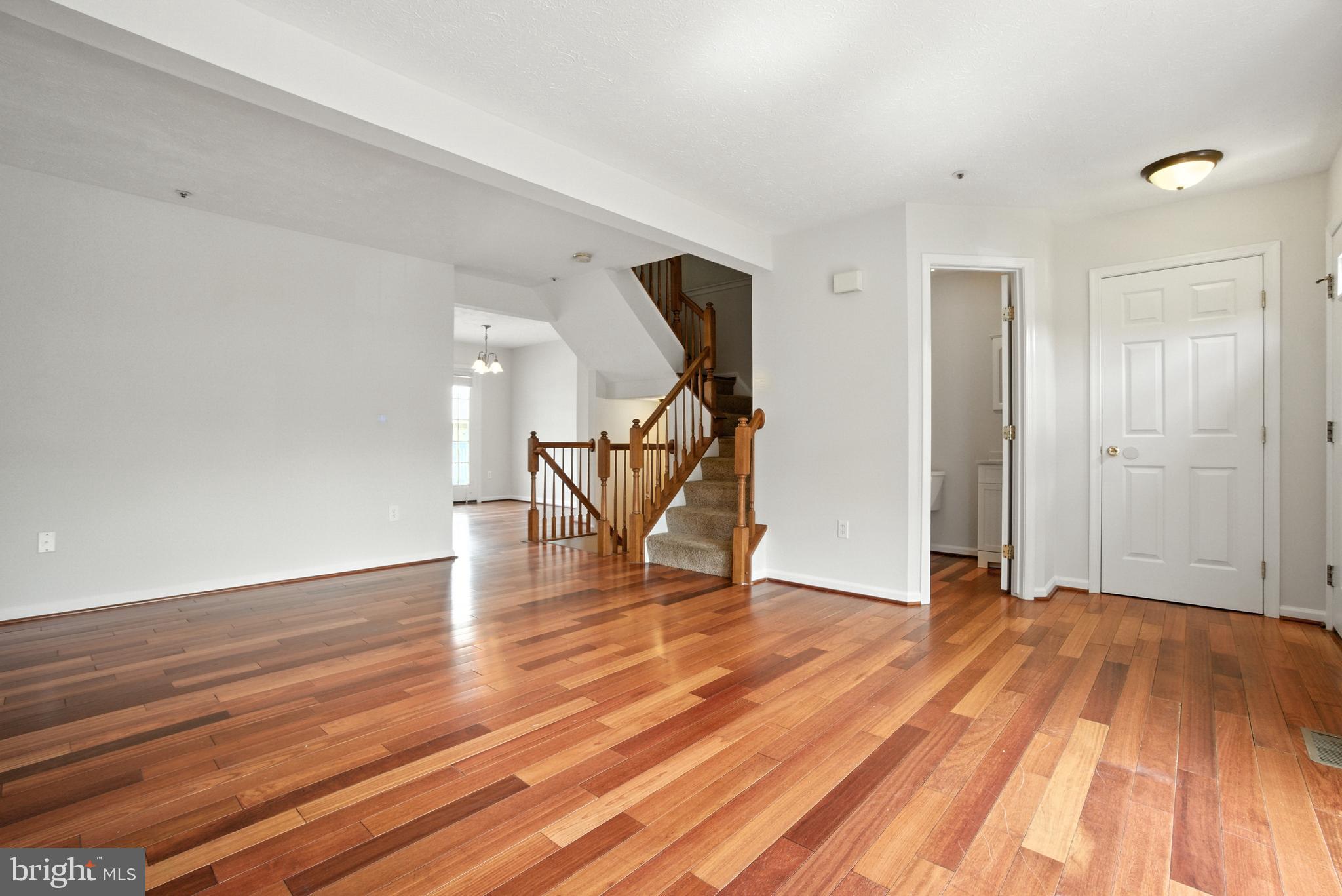 FOX CHASE - Residential