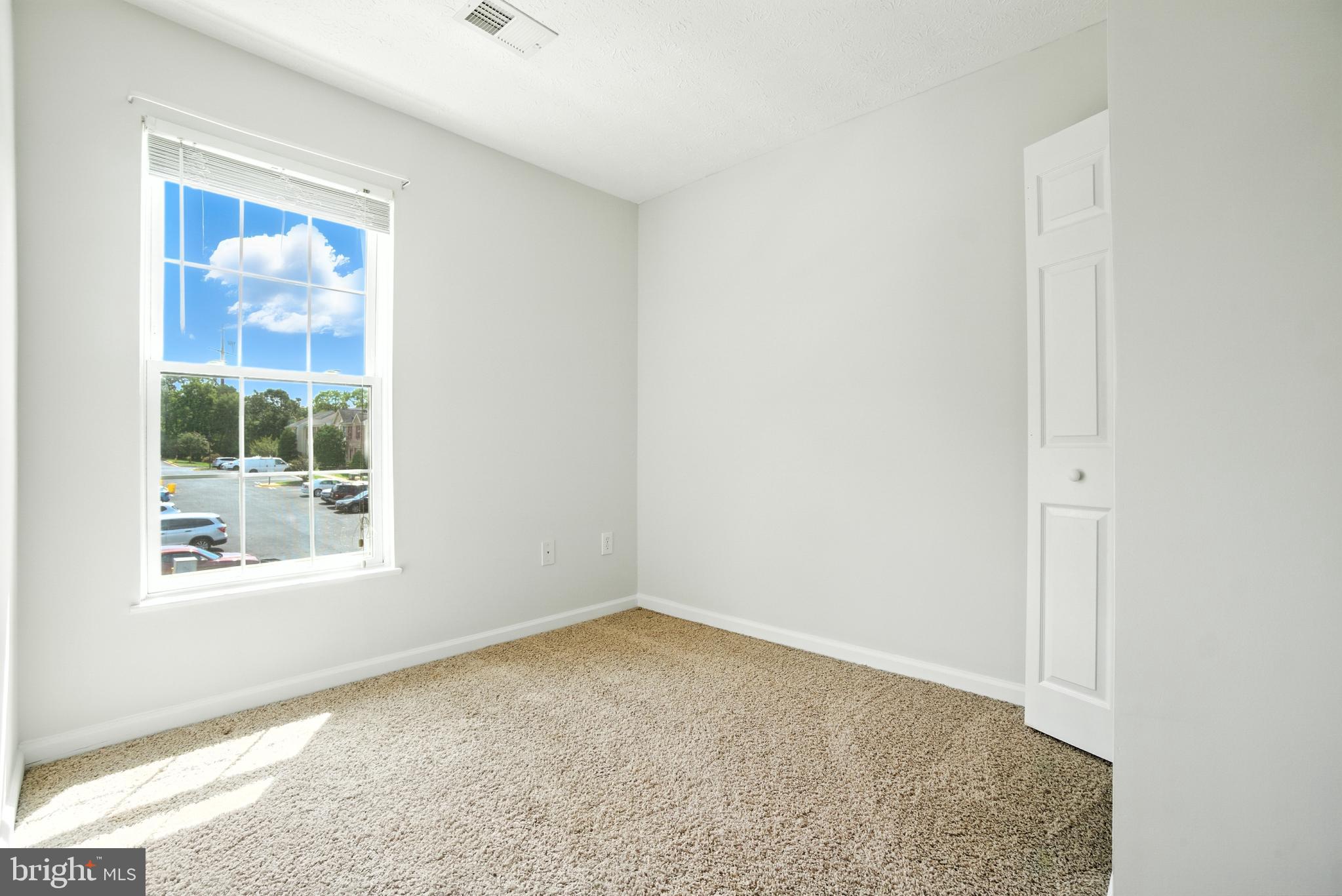 FOX CHASE - Residential