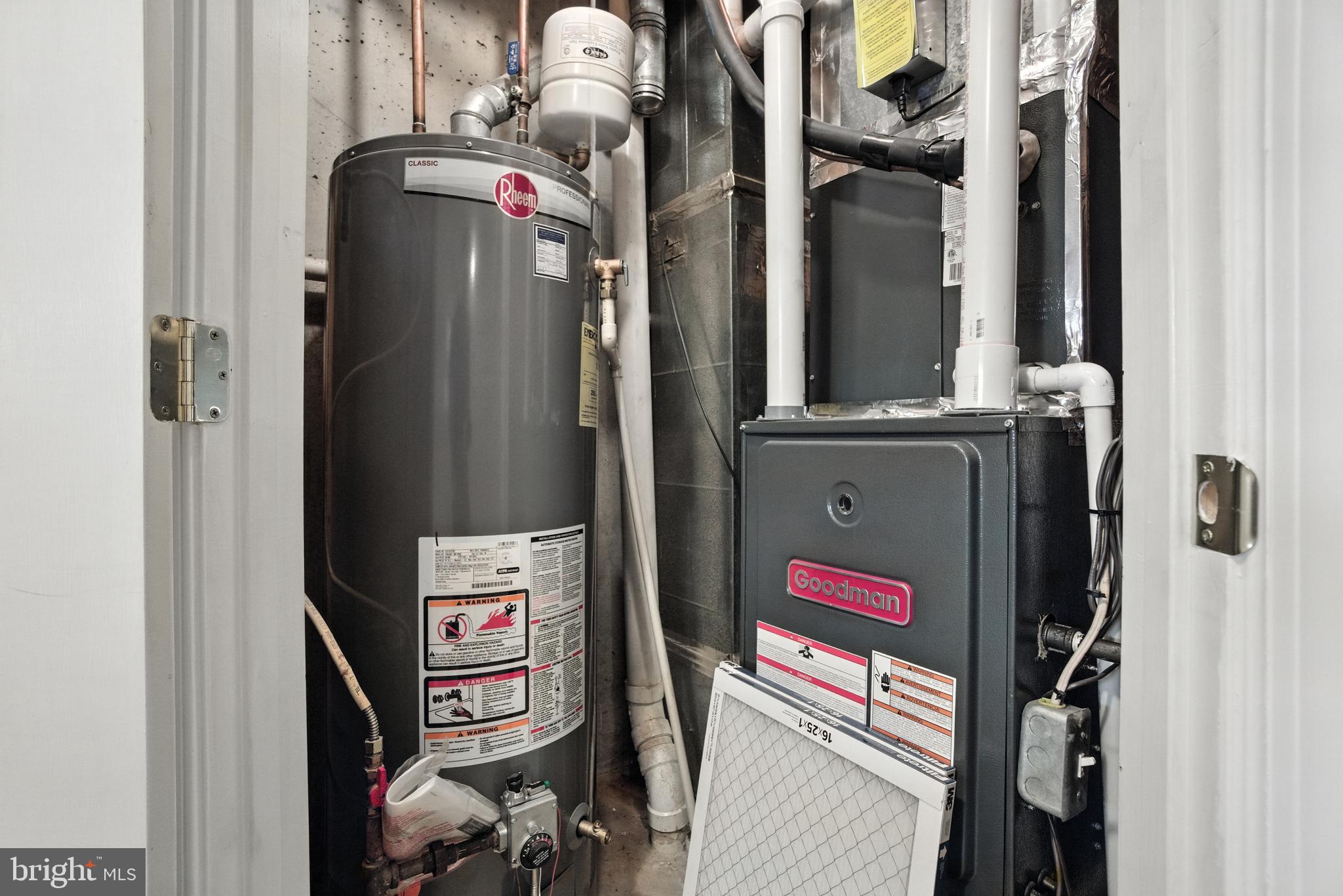 FOX CHASE - Residential