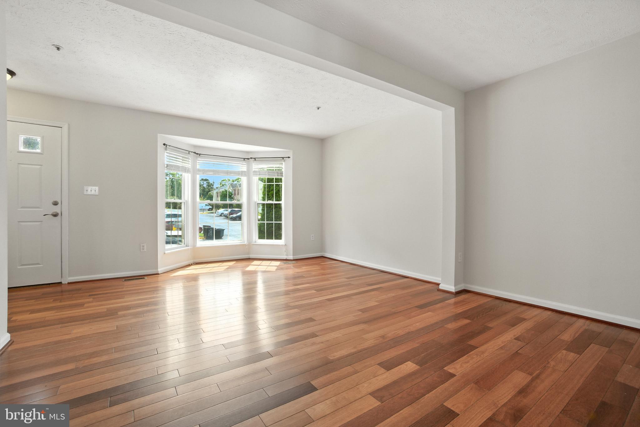 FOX CHASE - Residential