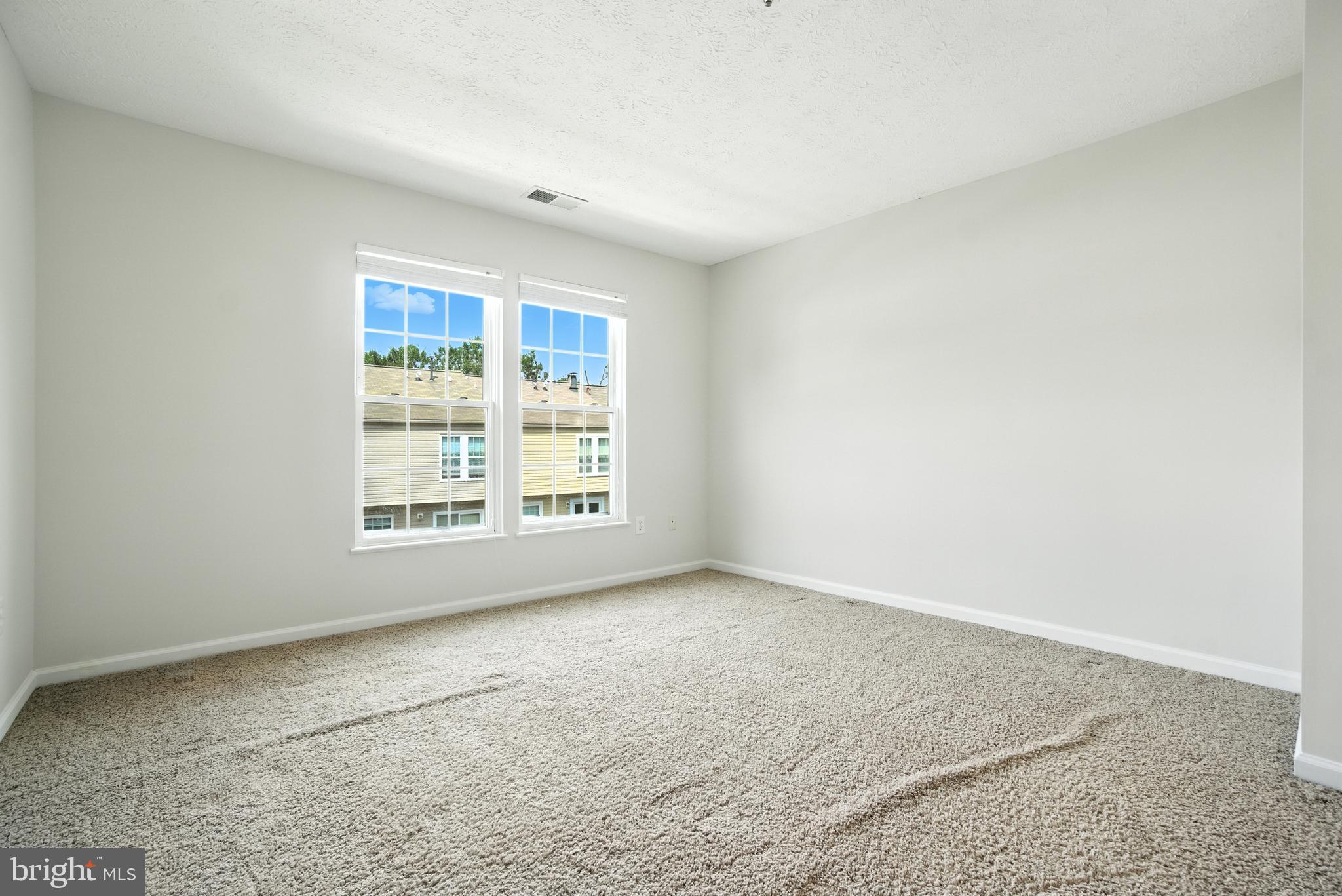 FOX CHASE - Residential