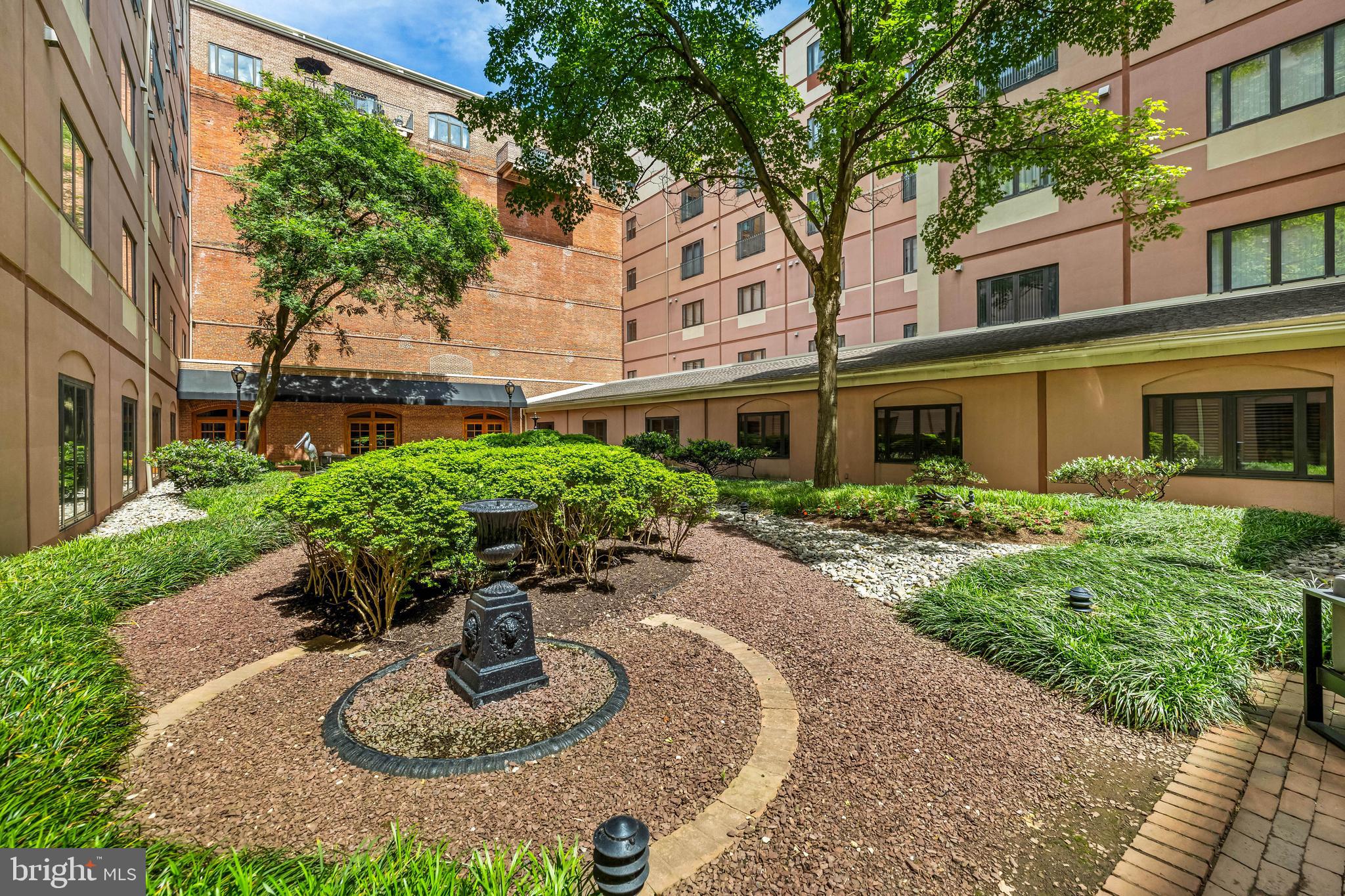 FELLS POINT HISTORIC DISTRICT - Residential