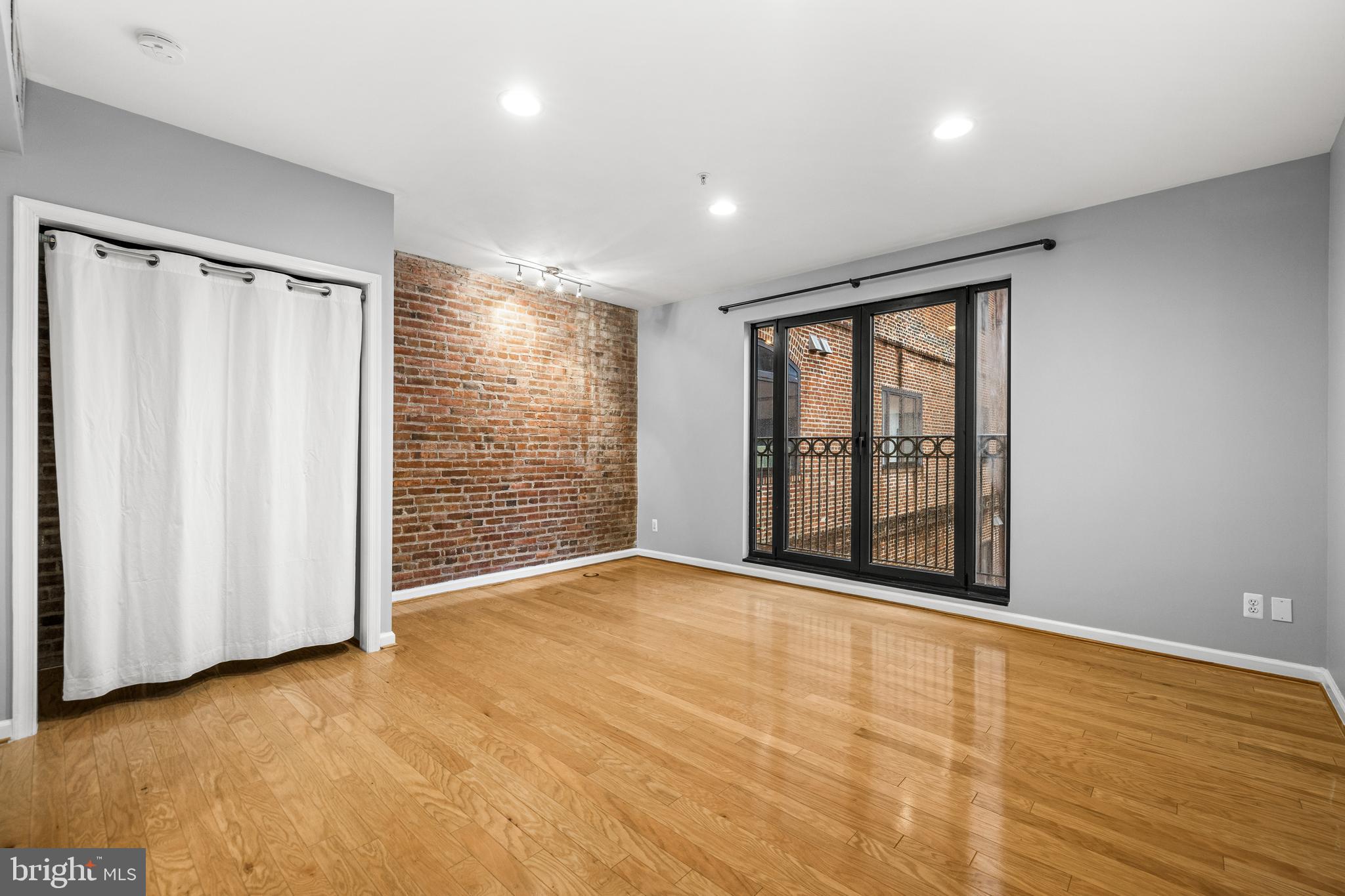 FELLS POINT HISTORIC DISTRICT - Residential