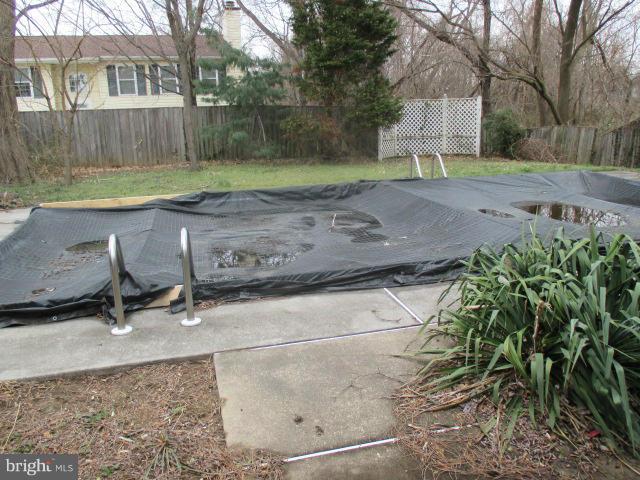 CREEK VIEW - Residential