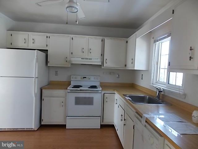 CREEK VIEW - Residential