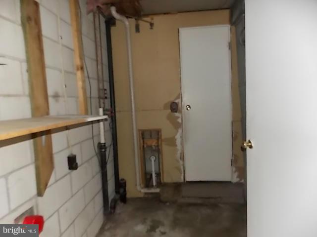 CREEK VIEW - Residential