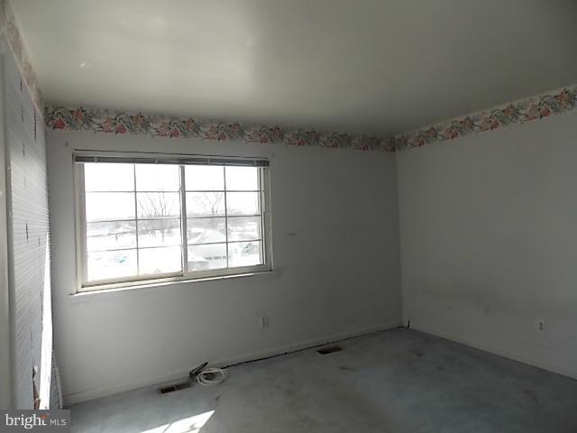 CREEK VIEW - Residential