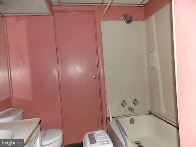 CREEK VIEW - Residential