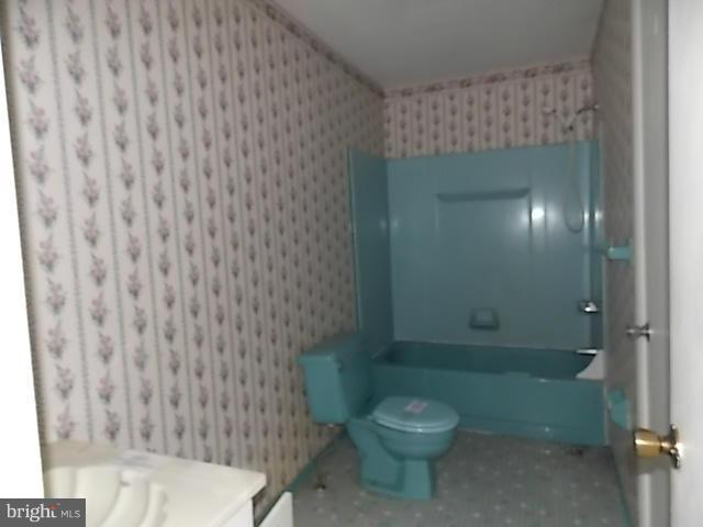 CREEK VIEW - Residential