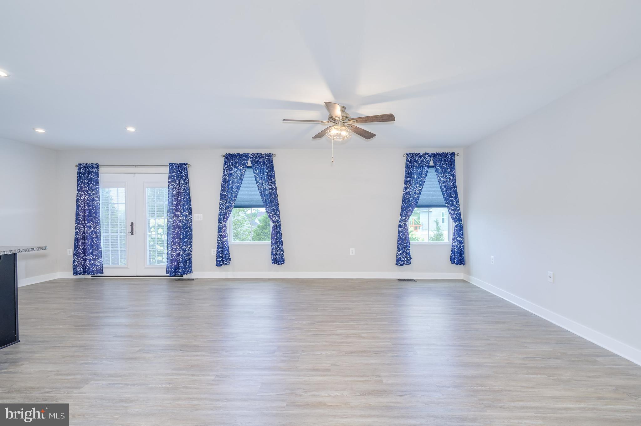 THE LAKES AT MARTINSBURG - Residential